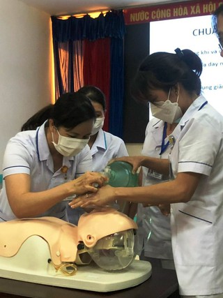 Ngưng tim khi chơi pickleball, người đàn ông được bác sĩ kịp thời cứu sống