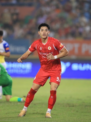 Bảng xếp hạng V-League mới nhất: HAGL báo động đỏ, dần lộ diện đối thủ phải xuống hạng