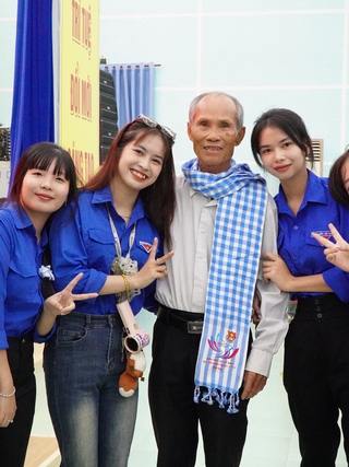 Ký ức 30.4 của người 2 lần trúng đạn và lời nhắc về giá trị hòa bình