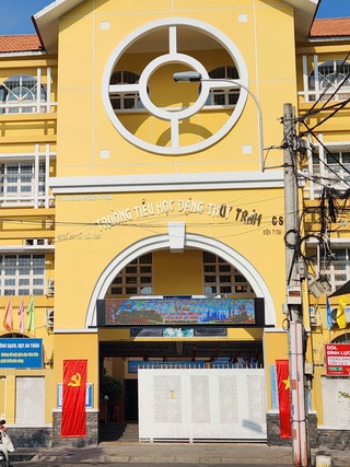 TP.HCM: Số ca nghi ngộ độc thực phẩm Trường tiểu học Đặng Thùy Trâm tăng lên 46