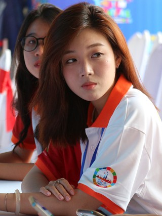 AI và du lịch tự túc lên ngôi, liệu hướng dẫn viên có còn 'đất sống'?