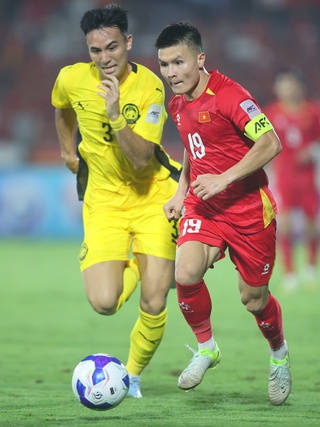 ‘Bóng đá Malaysia cần thêm cầu thủ nhập tịch để theo kịp đội tuyển Việt Nam, nhưng…’