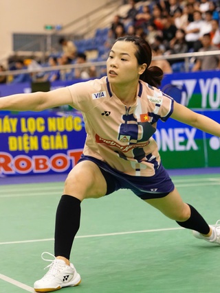 Nguyễn Thùy Linh đến Trung Quốc đấu giải cầu lông châu Á: Ra ngõ gặp núi