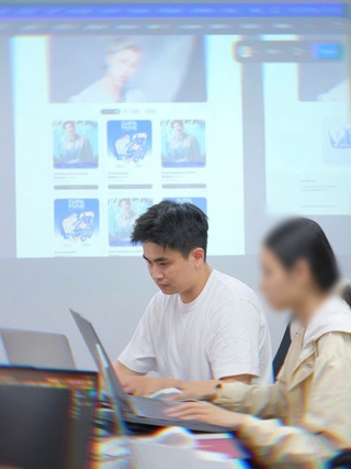 Sau giờ làm, nhiều người trẻ ở TP.HCM không về nhà vì sao?