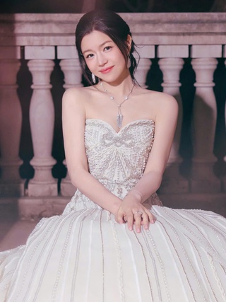 'Tiểu Long Nữ' Trần Nghiên Hy trả giá đắt vì quảng cáo thực phẩm chức năng giả