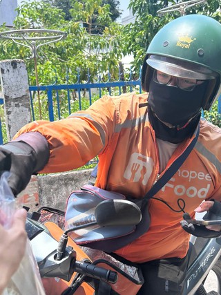 Đây là cách người trẻ chống chọi mùa nắng nóng