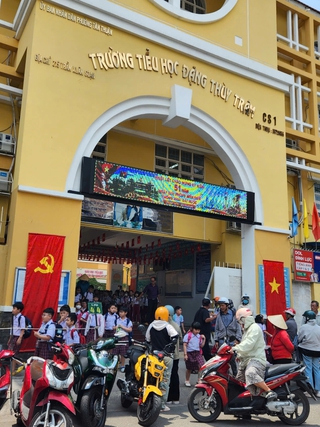 Trứng vịt hấp thịt heo làm 112 người ngộ độc thực phẩm tại Trường Đặng Thùy Trâm