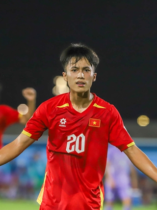 U.17 Việt Nam sẽ thắng U.17 UAE nếu giữ được cái đầu 'lạnh'