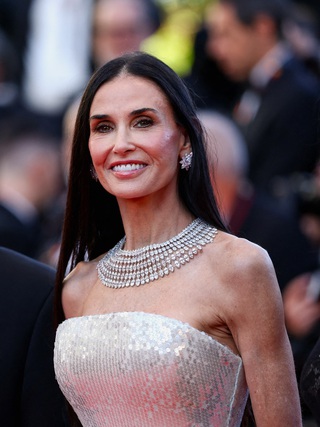 Demi Moore, Củng Lợi khoe sắc gợi cảm bên dàn sao dự khai mạc Cannes