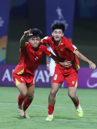 U.17 Việt Nam sẽ chơi hay hơn nữa trước người Úc: Viết tiếp kỳ tích