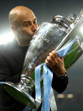 HLV Pep Guardiola và 10 năm thay đổi lịch sử Manchester City