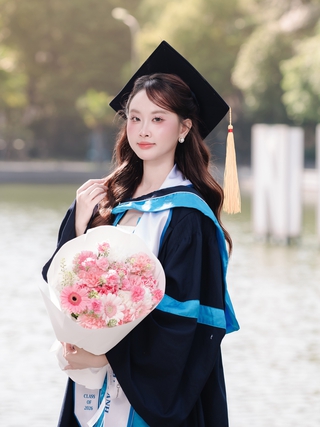 Xinh đẹp và giỏi giang, nữ sinh tốt nghiệp trước hạn với GPA tuyệt đối