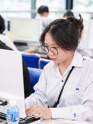 Từ vụ thi hộ bị xử lý: Kỳ thi VSTEP là gì mà nhiều sinh viên lo?