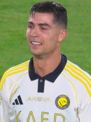 Vô địch Saudi Pro League ở tuổi 41, Ronaldo vẫn bật khóc như lần đầu giành cúp 