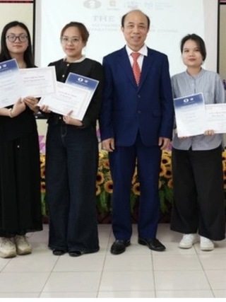 Liên đoàn Cờ Việt Nam giải trình khẩn cấp vụ bị FIDE ‘tố’ có dấu hiệu sai phạm tài chính