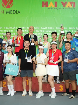 Giải pickleball quyên góp học bổng cho trẻ em nghèo