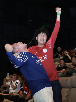 FanStation bùng nổ tinh thần 'từ fan thành bạn' đêm PSG bảo vệ ngôi vương trước Arsenal