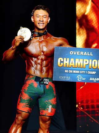 Tăng cân hiệu quả: Gần 50 kg, chàng trai đoạt hơn 15 huy chương vàng thể hình