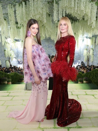 Vì sao con gái Beyoncé và Nicole Kidman vẫn được dự Met Gala dù chưa đủ tuổi?