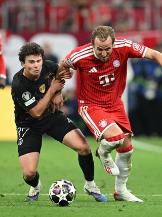 Báo châu Âu đồng loạt ngả mũ trước PSG, Bayern Munich hứng ‘mưa’ chê bai