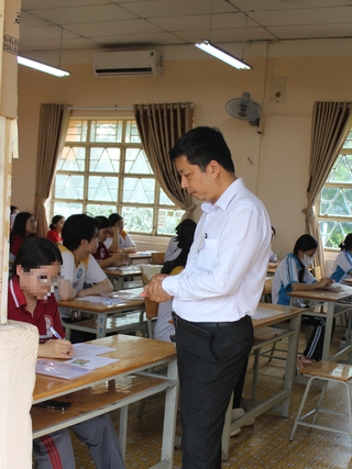 Tai nạn giao thông trước ngày thi tốt nghiệp THPT, nữ sinh TP.HCM được giúp đỡ
