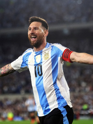 Bảng xếp hạng FIFA thay đổi sát World Cup 2026: Argentina và Messi lên đỉnh thế giới!