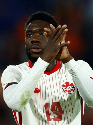 Chủ nhà Canada nhận tin dữ trước giờ đá khai mạc World Cup 2026: Đội trưởng Davies vắng mặt