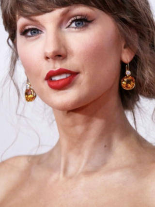 Taylor Swift lập kỳ tích ở tuổi 36