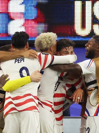 World Cup 2026: Thắng đậm Paraguay 4-1, chủ nhà Mỹ rộng cửa đi tiếp