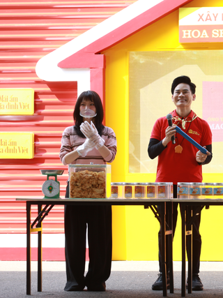 Chủ nhân bản hit 13 triệu view bật khóc nức nở trong show thực tế