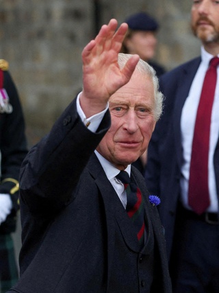 Vua Charles III chi số tiền khổng lồ để trả tiền thuê nhà cho Hoàng gia Anh