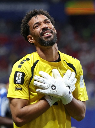 Mỹ đặc cách để người hùng Cabo Verde Vozinha được đoàn tụ mẹ tại World Cup 2026