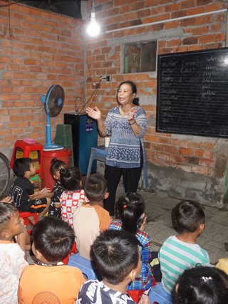 20 năm gieo chữ từ lớp học không bảng tên