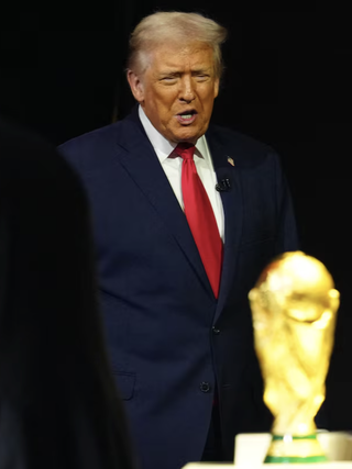 Tổng thống Trump và Chủ tịch FIFA Infantino sẽ cùng trao cúp vô địch World Cup 2026