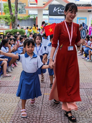 Lương giáo viên tiểu học tăng ra sao từ 1.7.2026?