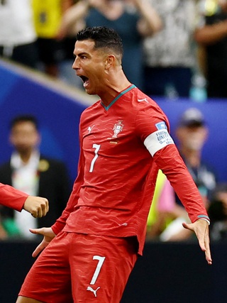 Pedro Neto: 'Bồ Đào Nha đâu có phụ thuộc vào Ronaldo'