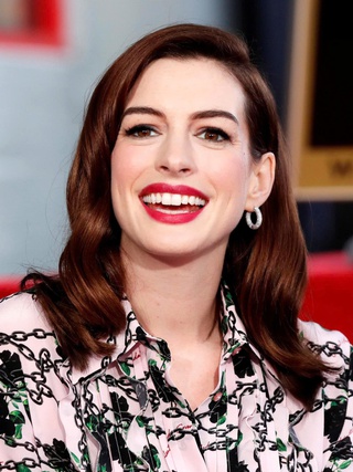 Anne Hathaway nói gì về khả năng tham gia phần 3 'The Devil Wears Prada'?