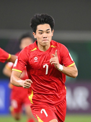 Nóng: Đội tuyển Việt Nam vắng Đình Bắc và dàn sao CLB CAHN tại AFF Cup 2026?