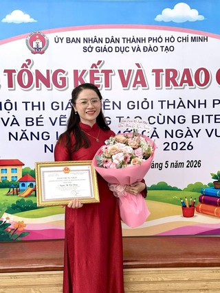 Tình yêu nghề của cô giáo mầm non TP.HCM mỗi ngày chạy xe máy gần 60 km