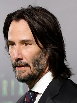 'Già gân' Bill Nighy đối đầu Chân Tử Đan trong John Wick ngoại truyện