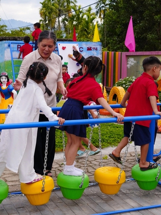 Gần 5 tỉ đồng tiếp sức trẻ em khó khăn, thắp sáng ước mơ kỷ nguyên số