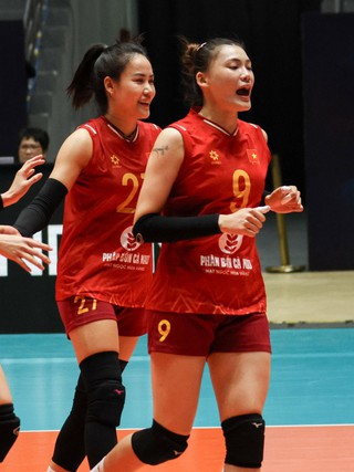 Thắng nhọc nhằn Indonesia, đội tuyển bóng chuyền nữ Việt Nam mất ngôi đầu bảng AVC Cup