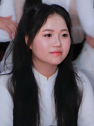 Nữ sinh đoạt cú đúp thủ khoa: 3 bất ngờ cùng lúc, ngoài sức tưởng tượng