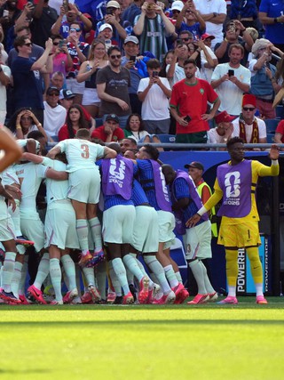 Mbappe ghi bàn vào lưới Ma Rốc, vì sao đồng đội Pháp cản Olise ra ăn mừng?