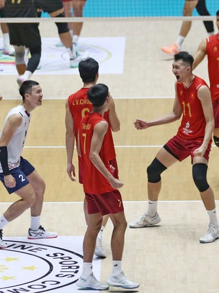 Bảng xếp hạng giải bóng chuyền nam SEA V.Cup mới nhất: Đội tuyển Việt Nam vượt khó