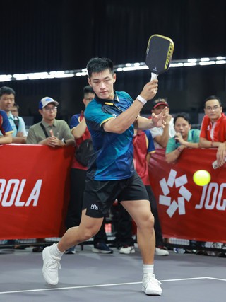 Cặp đôi vàng pickleball Việt Nam Trương Vinh Hiển - Sophia Huỳnh Trần vươn ra biển lớn