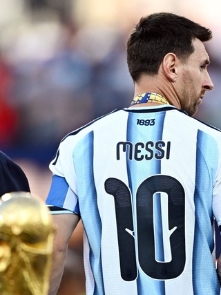 Messi cùng gia đình đã về Argentina, nỗi buồn thua chung kết World Cup vẫn đọng lại