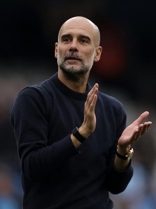 Cựu danh thủ Maldini thuyết phục HLV Pep Guardiola dẫn dắt đội tuyển Ý: Tiền bạc không phải vấn đề