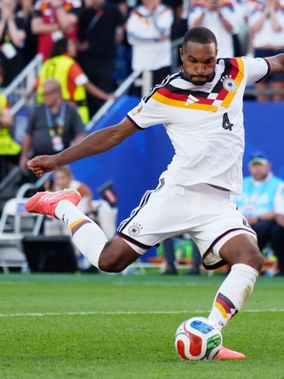 Bí mật trên chấm 11 m World Cup: Vì sao sút càng vội càng dễ hỏng?