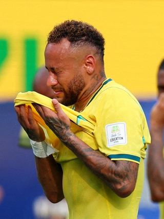 Neymar cay đắng nói lời chia tay đội tuyển Brazil: ‘Tôi đã cố gắng, giờ mọi chuyện đã kết thúc…’